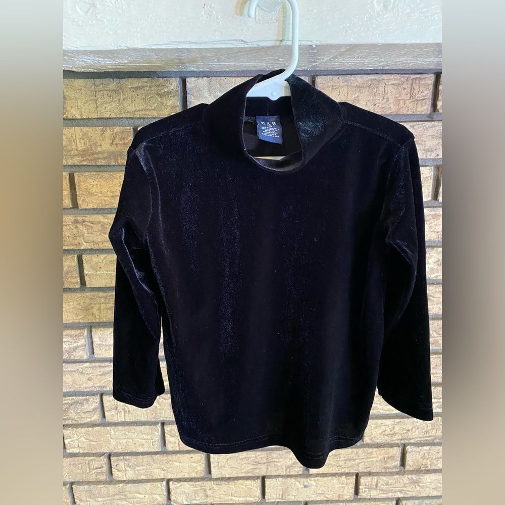 ‎Gap vintage velvet turtleneck